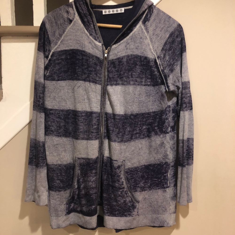 Kokun zip up hoodie